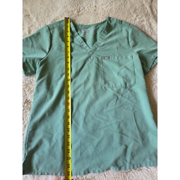 FIGS Technical Collection Pastel Green Womens M Single Scrub Top Only V Neck - Picture 5 of 6